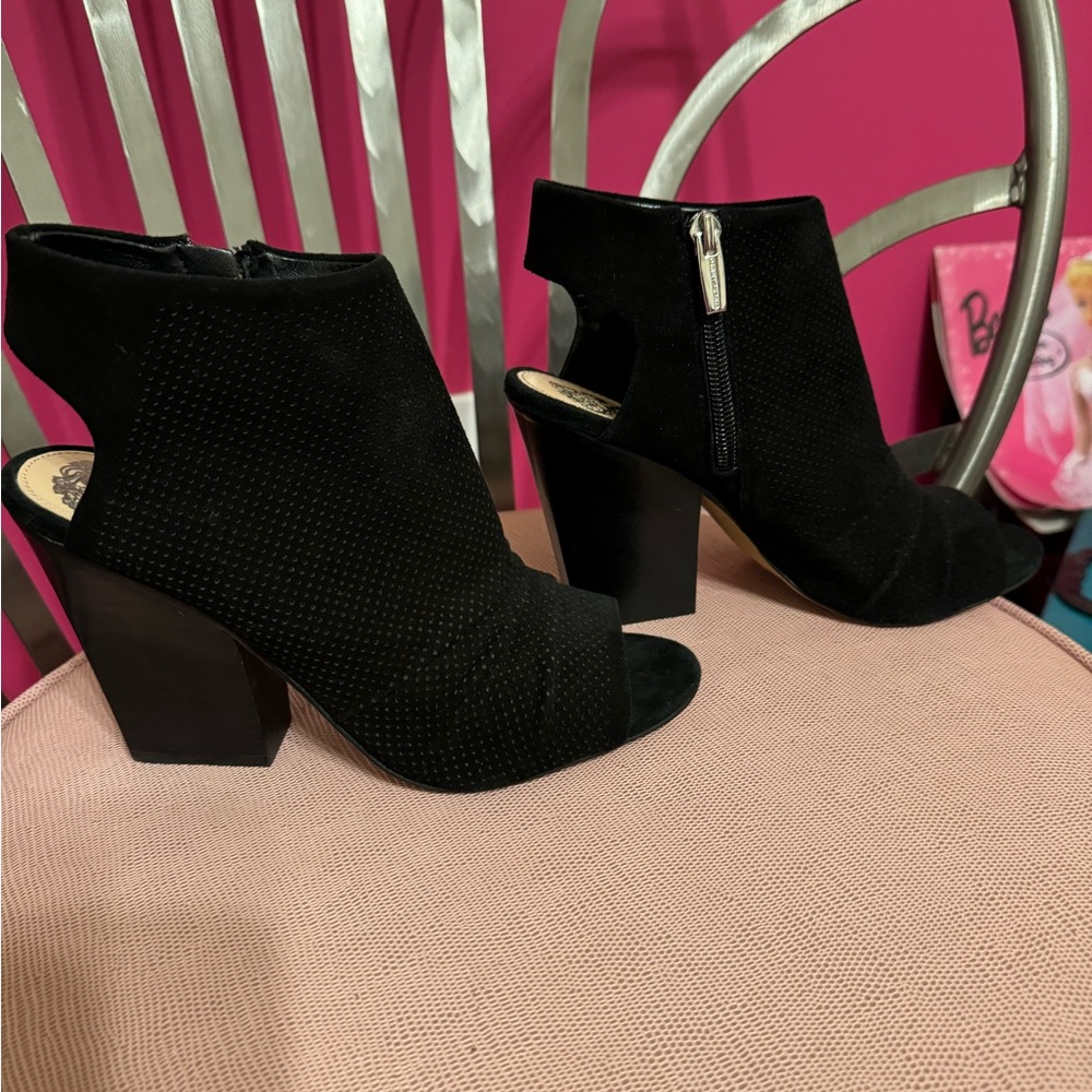 Vince Camuto open toe bottie
